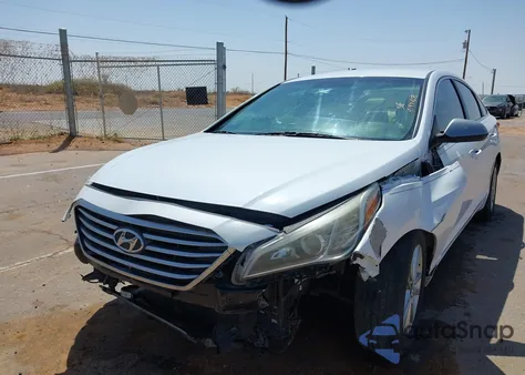 2016 Hyundai Sonata Se z USA, uszkodzony, nr VIN 5NPE24AF9GH276278